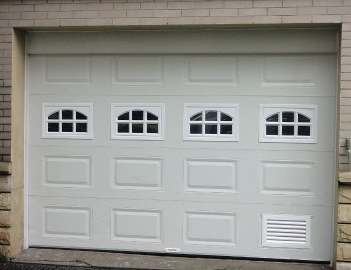 LD-C-1802彩鋼電動車庫門